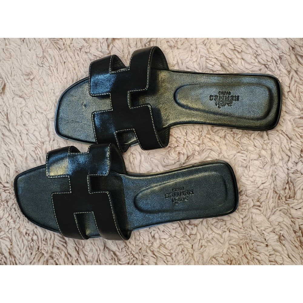 Hermes Oran Sandals Black Leather H Cut Out Flat Slides Size 39 Made in Italy - Picture 8 of 10